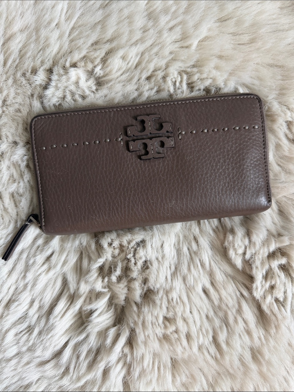 Tory Burch The McGraw Zip Continental Wallet